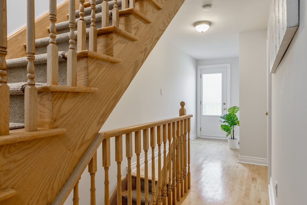 Homey & Elegant 3-bedroom House in the Annex - Image 3