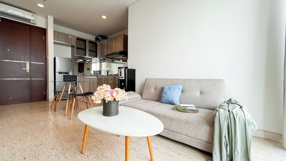 Spacious And Comfortable 3Br Apartment At Lucky Tower Residence