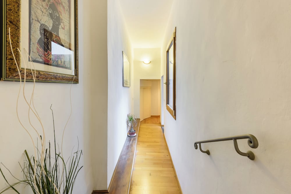 Montebello Place by Mmega