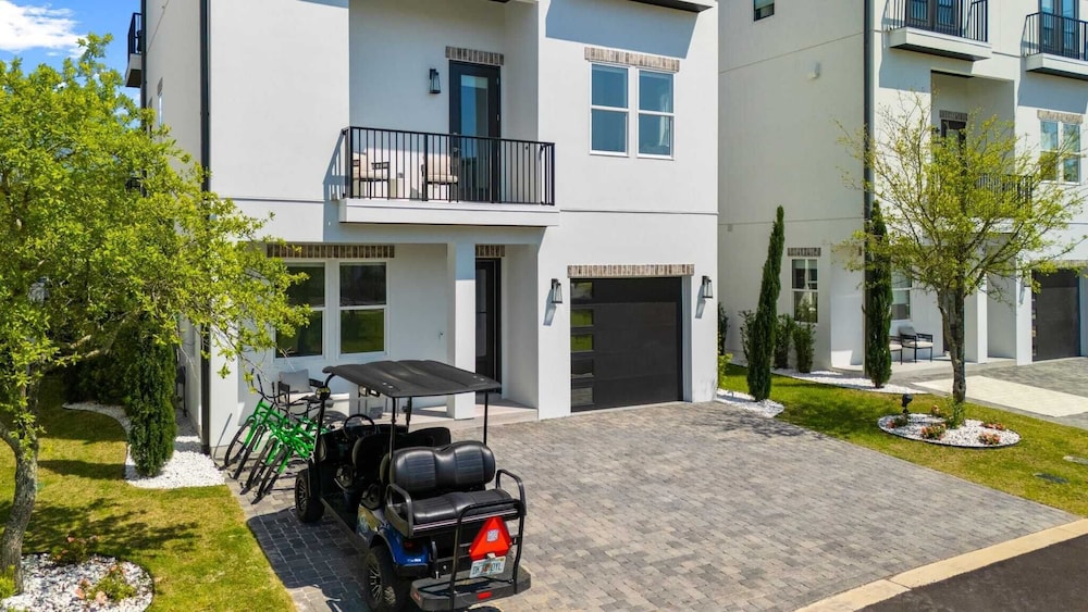 Pool, Hot Tub, Firepit, Walk to Beach Near Gulf Place