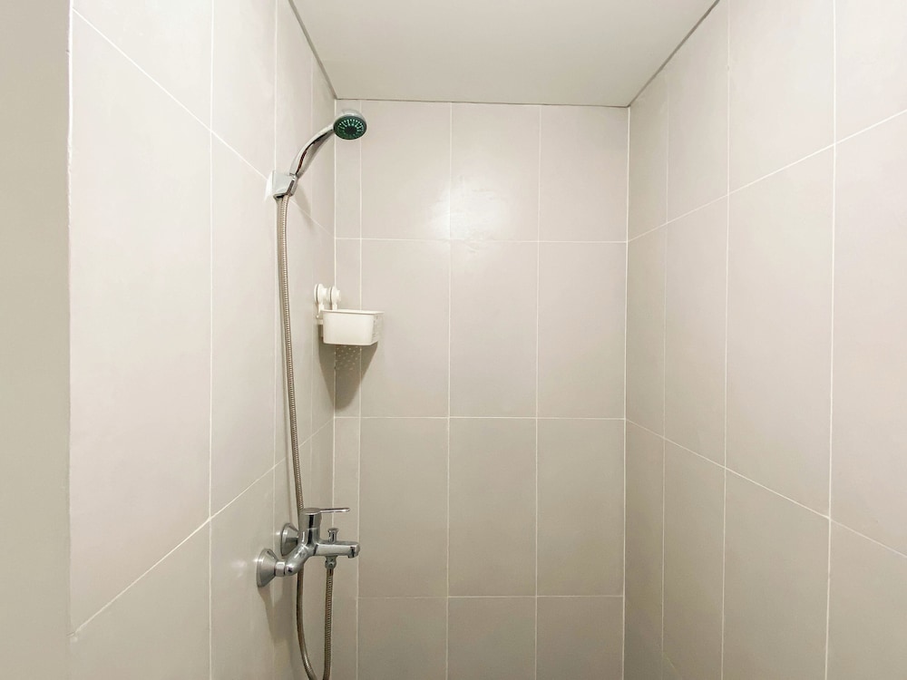 Simple Rest Studio (No Kitchen) At Lrt City Sentul - Royal Sentul Park Apartment