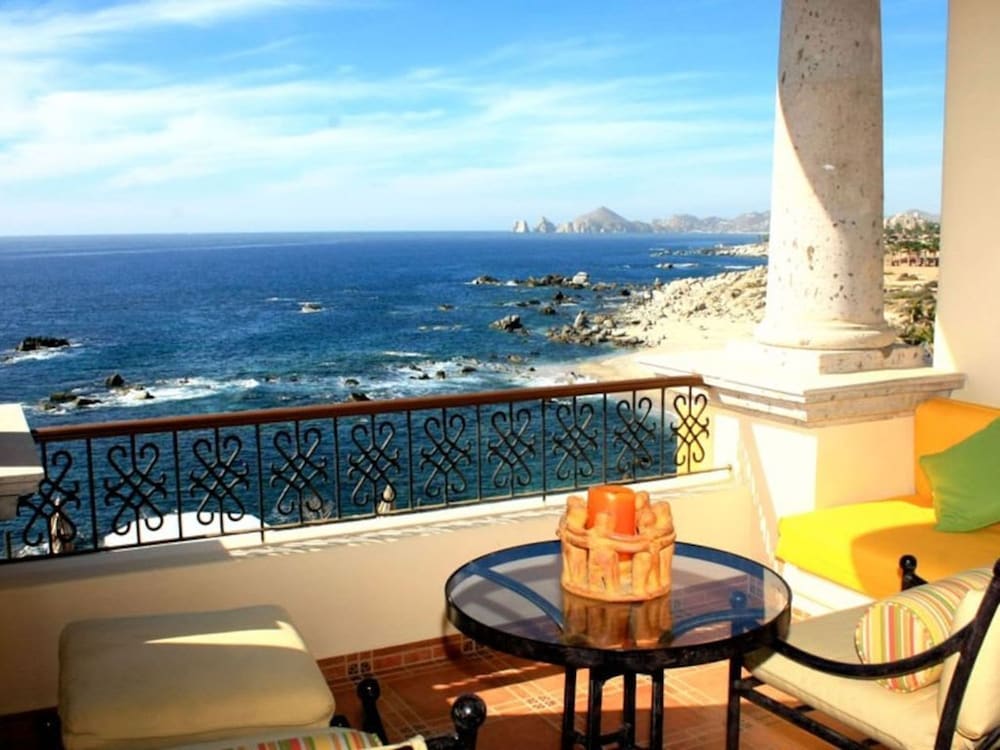 2BD Hacienda Encantada Residence Ocean Views