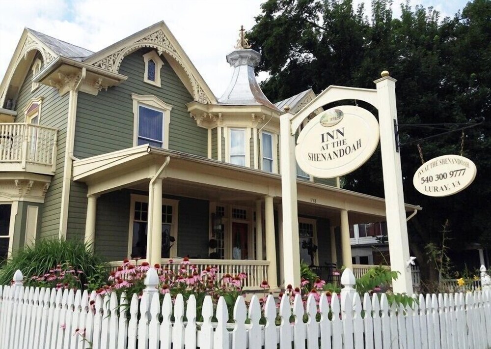 Hotel Inn of the Shenandoah - Image 1