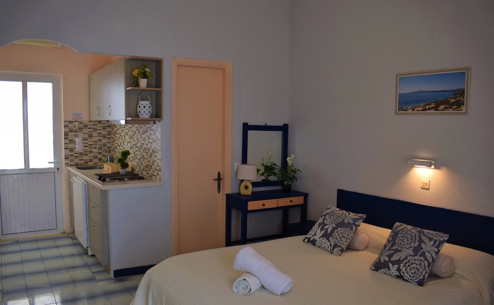 Paradise Apartments