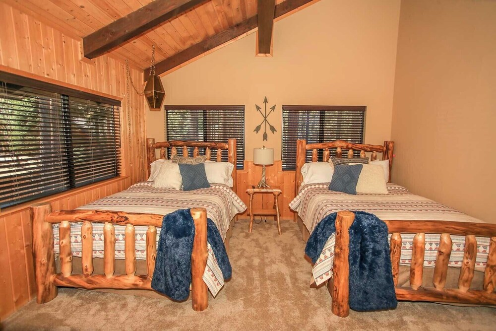 Summit Lodge 1&2
