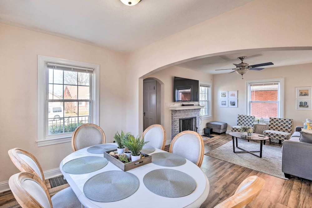 Pet-friendly Louisville Home: Near Distilleries!