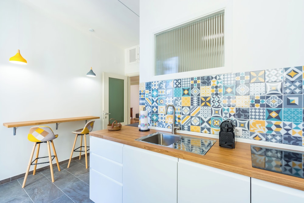 Stanzione Classy Flat at Vomero Central