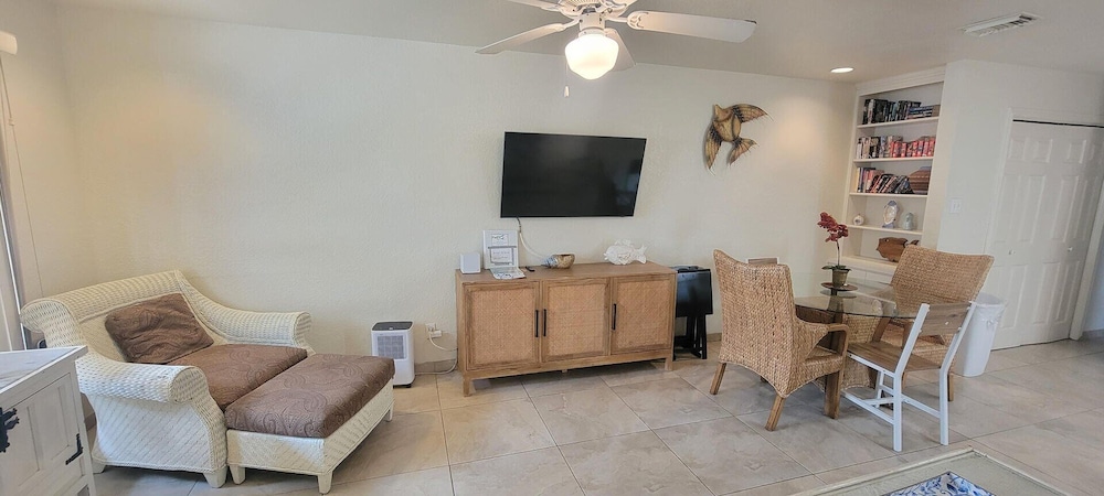 Campeche Retreat #12 2 Bedroom Condo