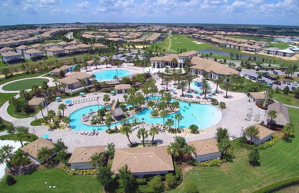Gorgeous 3Bd Close to Disney @Champions Gate 993