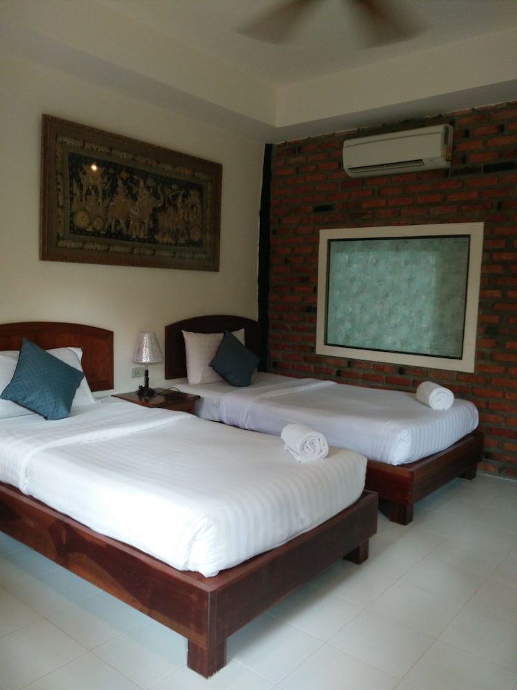 Green View Village Resort