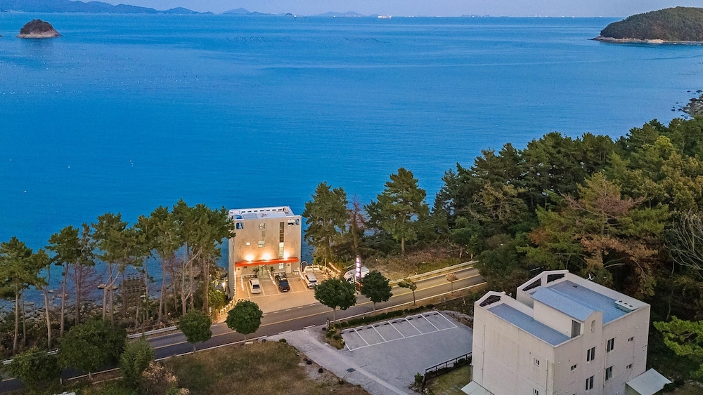 Yeosu Nukim Pension view 2