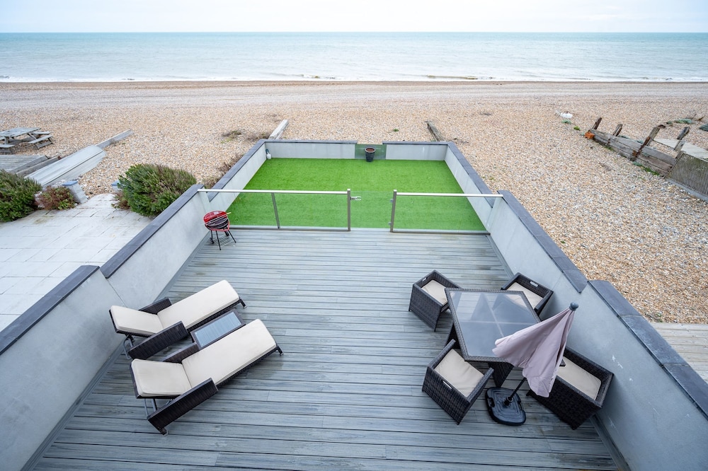 Beach View Breeze
