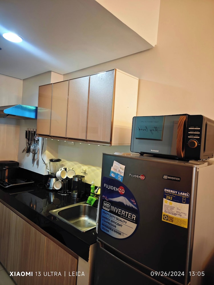 Luxurious and Cozy Condo in Quezon City With City View