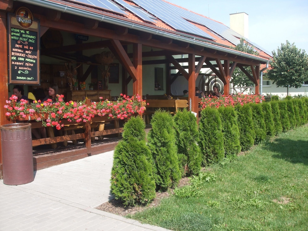 Photo 48
