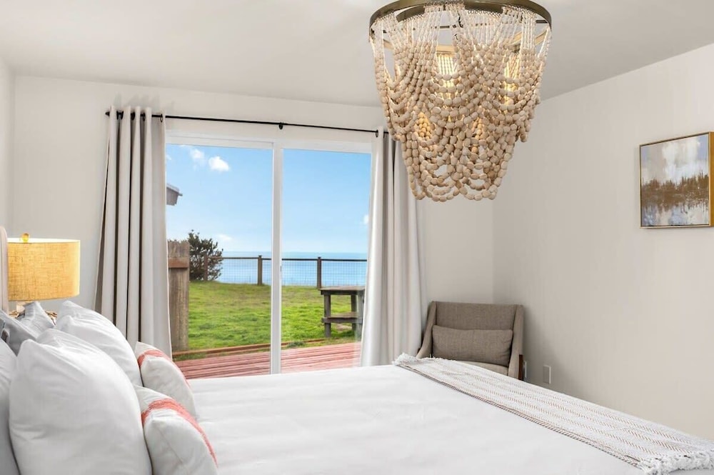 @ Marbella Lane - Seas the Bay Sanctuary