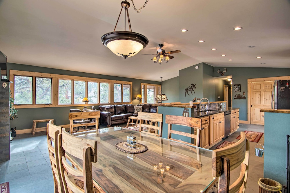 Estes Park Home w/ AC - 1/2 Mi to Lake Downtown! - Property Image 11