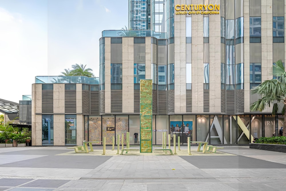 Landmark 81 - Sun Megalight Apartment