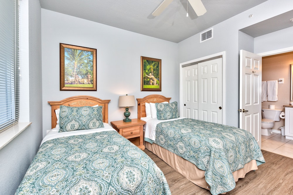 Asiago Vacation Rental Lely Resort Naples view 4