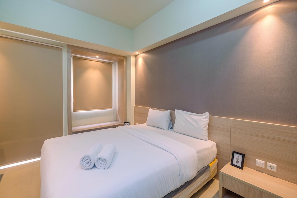 New Furnished with Cozy Stay @ Studio Mustika Golf Residence Apartment view 3