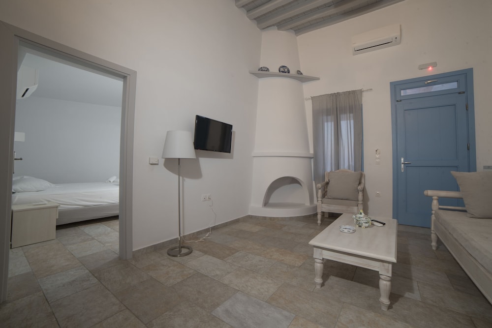Almyra Guesthouses