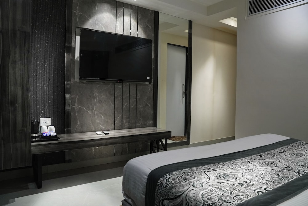 Hotel Mountain Bliss new delhi