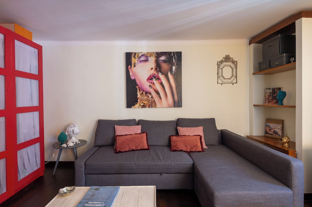 Fori Imperiali Lovers Apartment — Rome photo 3