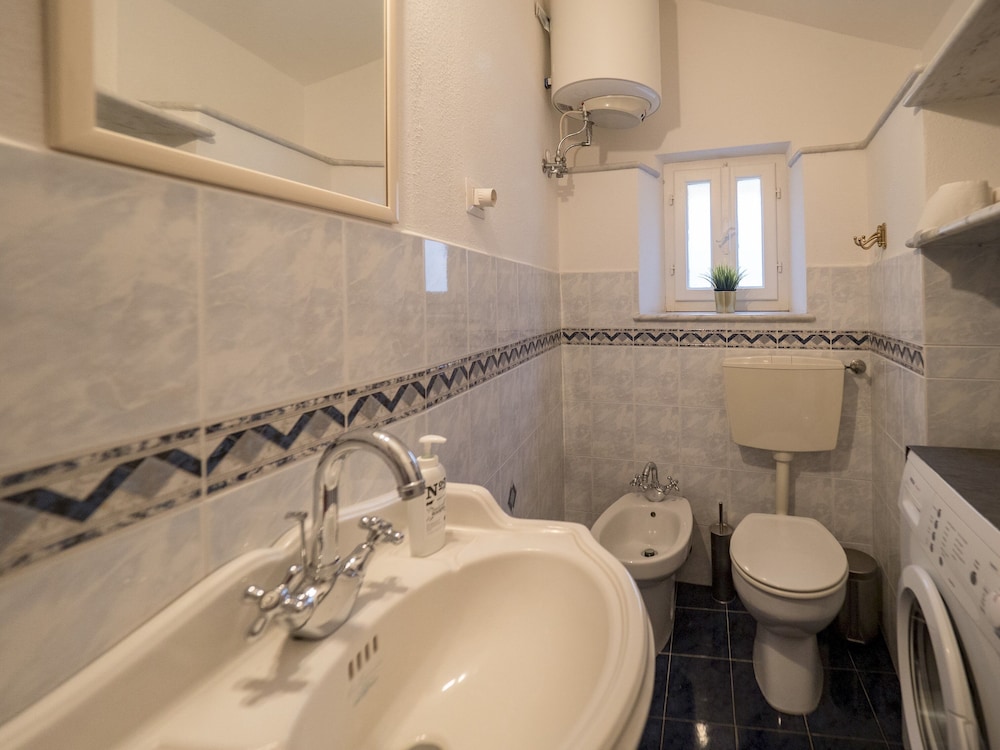 Thalassa Apartment with AC with View photo 4