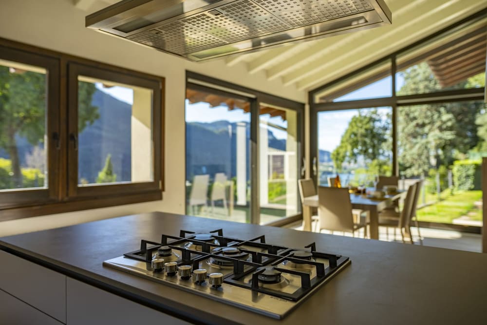 Villa Anna Lake View