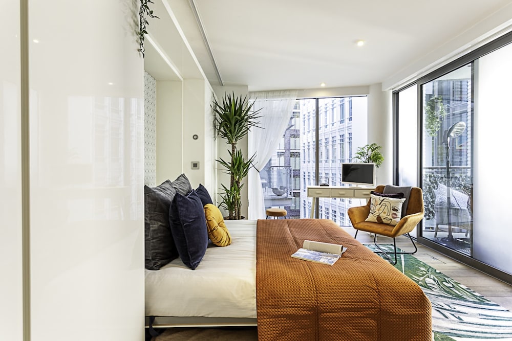 Idyllic Covent Garden Flat