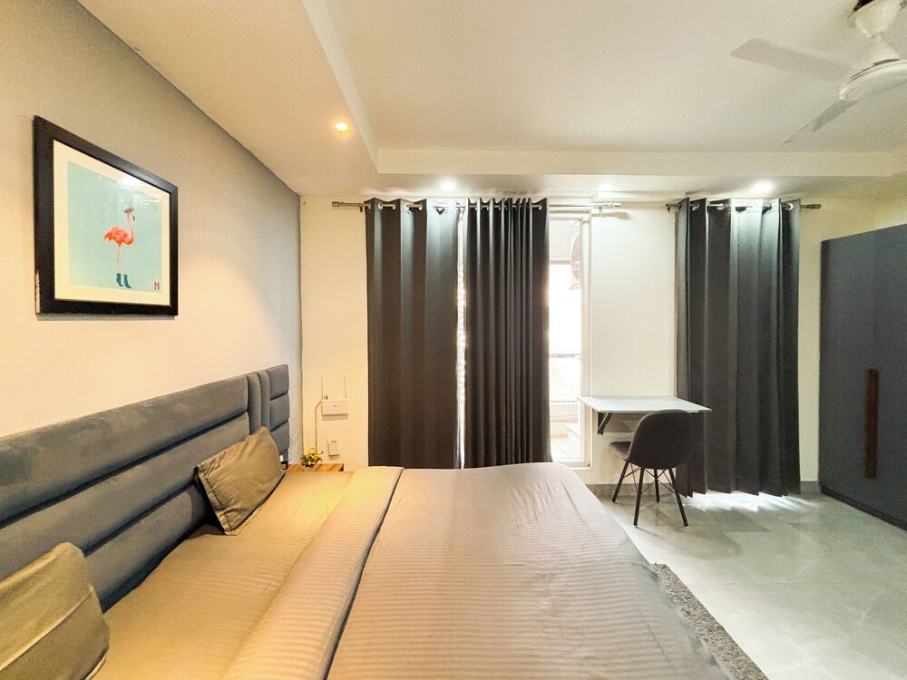 Housr Sector 45 Gurgaon Near Huda City