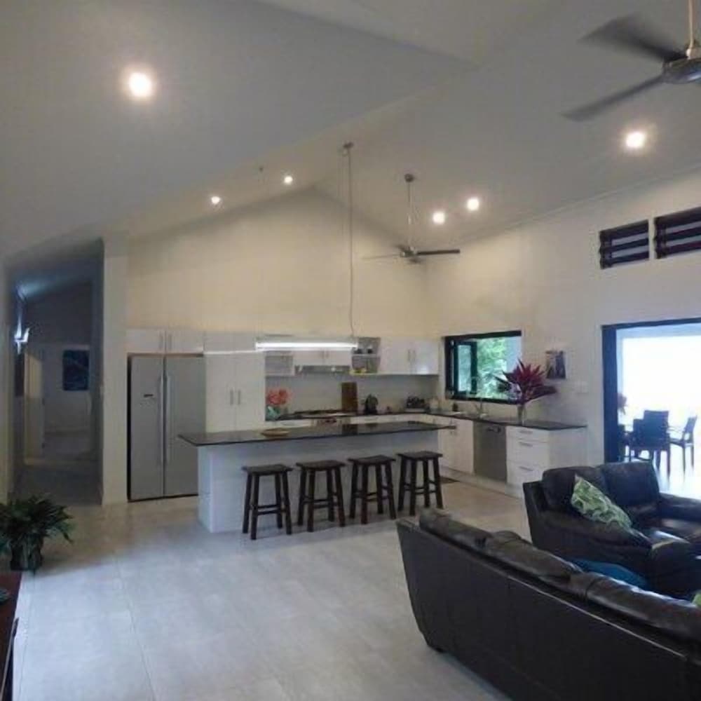 Mahimahi Villas