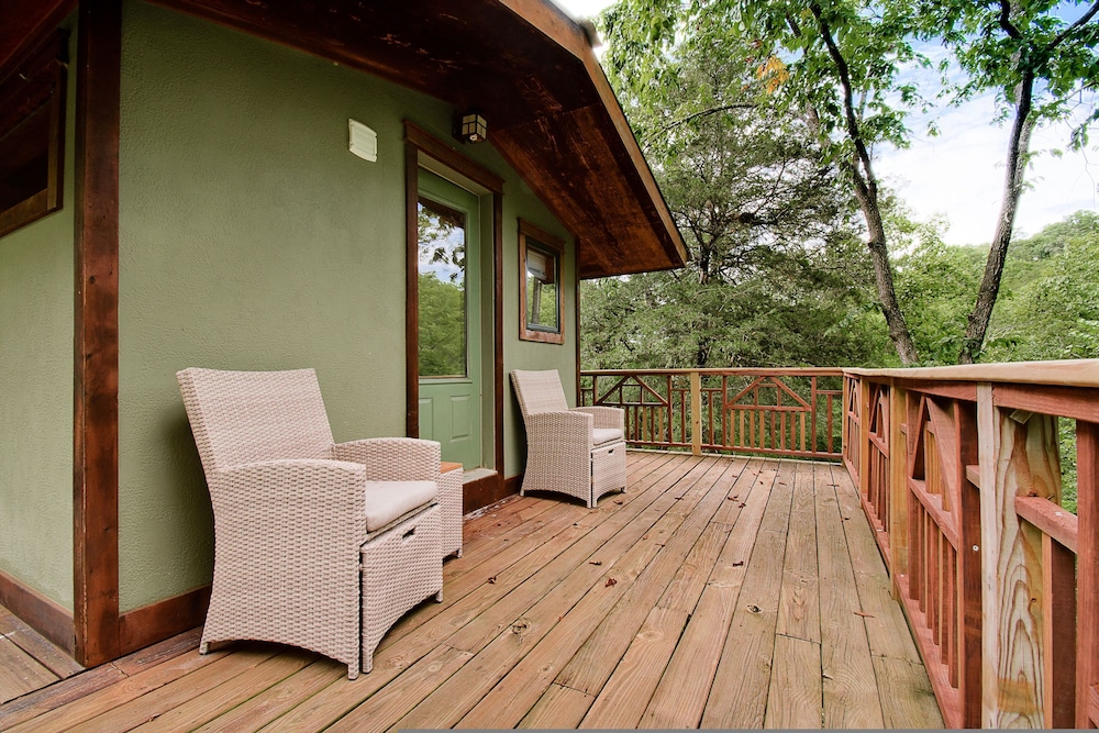 Whispering Hollow in Eureka Springs