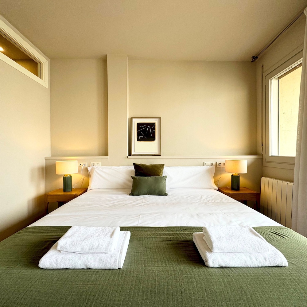 Barcelona Gem Penthouse By Myrentalhost