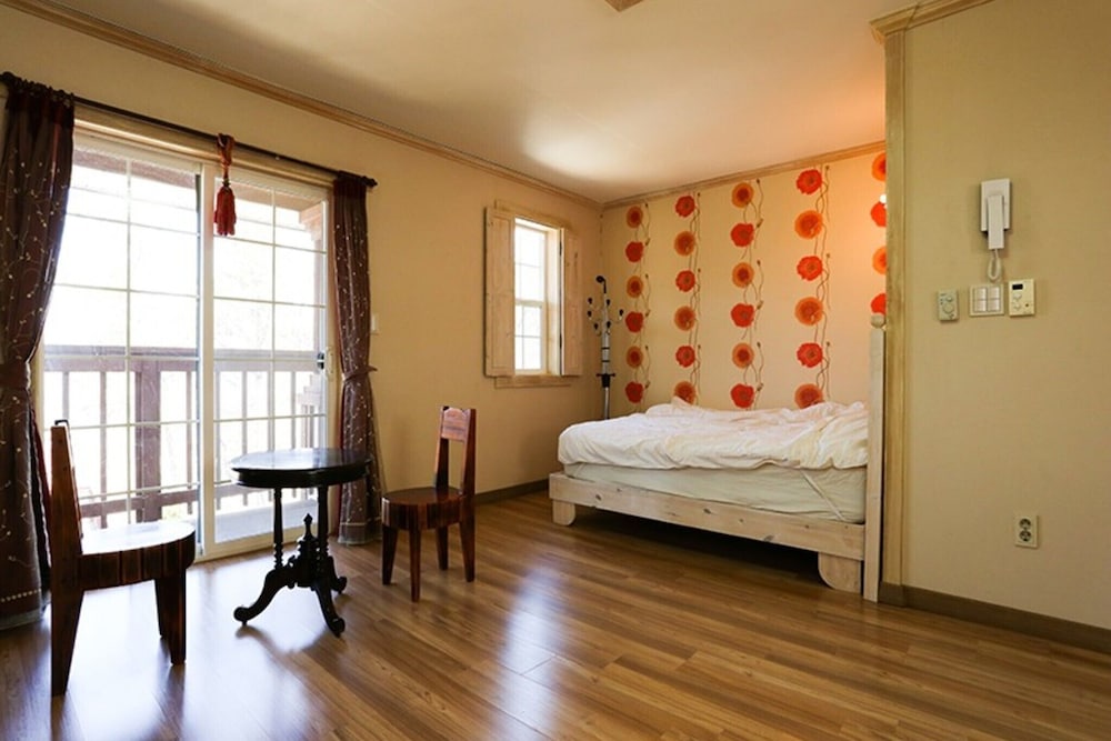 Sejong Rodem Hill Pension view 4
