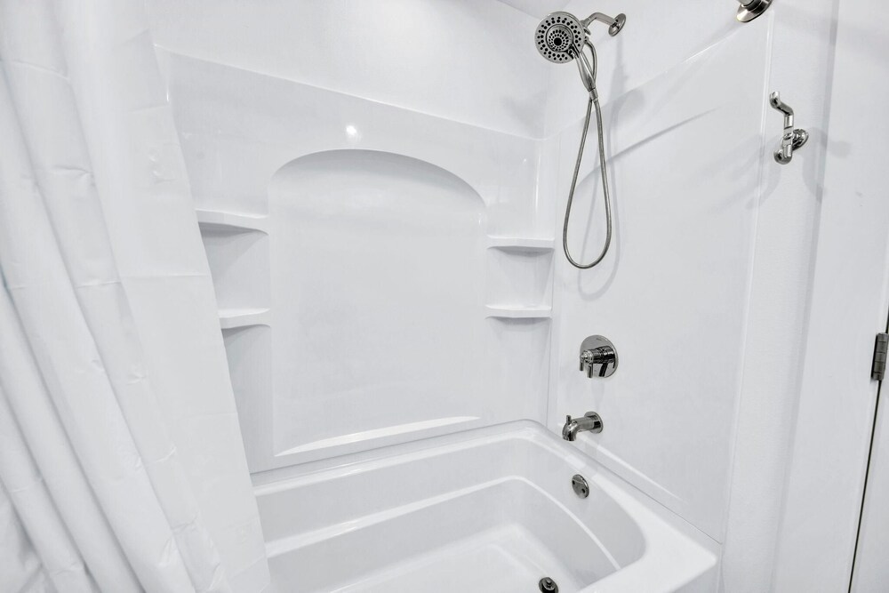 Blue Mountain Beach Villas 5A