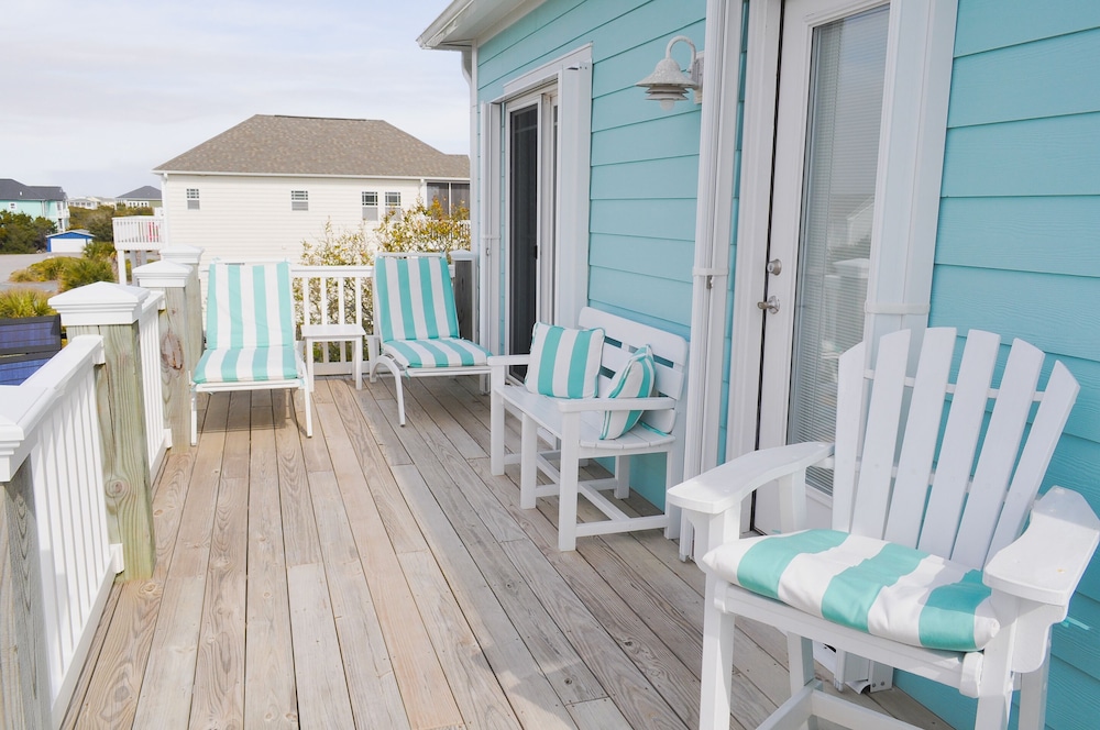 Sea Sound Blessing by Topsail Realty