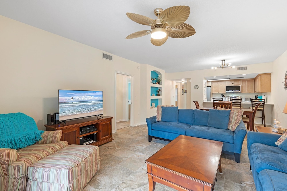 Oceanwalk 1-203
