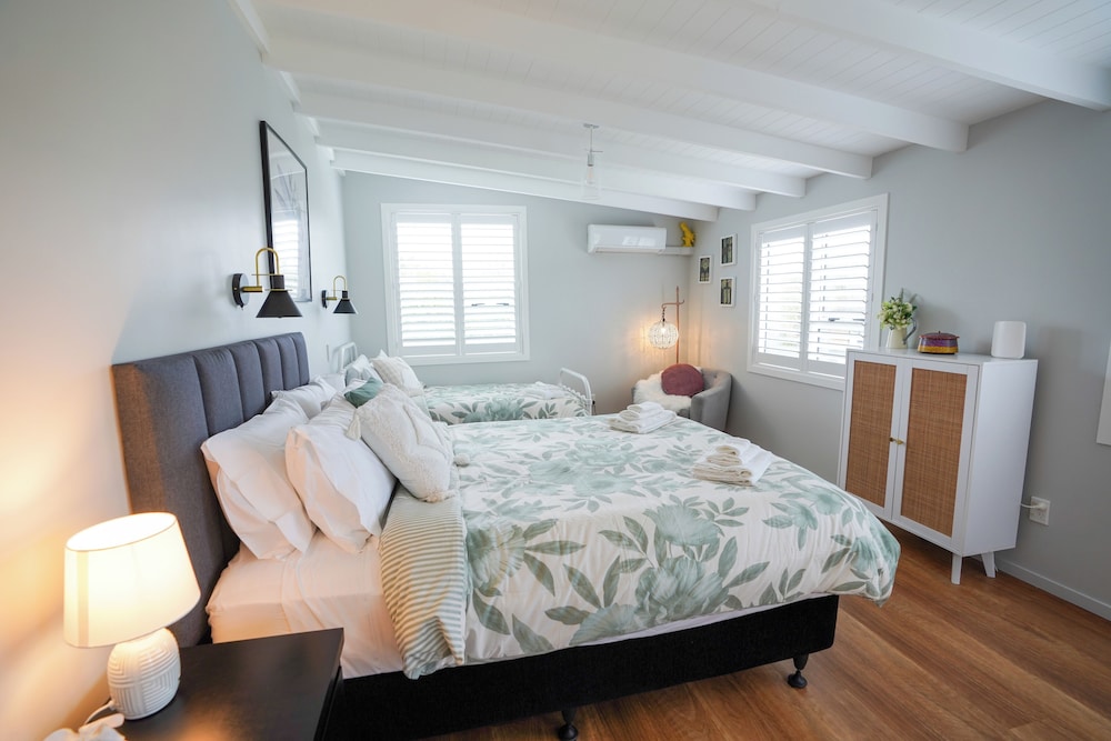 Kiwi Retreat By Aotearoa Escapes