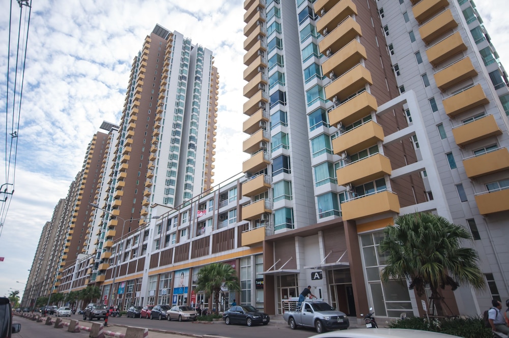 Hotel Implace Impact at Msociety Condo - Image 1