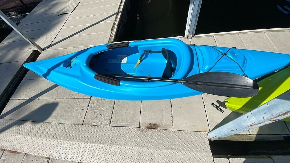 Cove Front, Kayak, Pedal Boat, and Nearby Restos