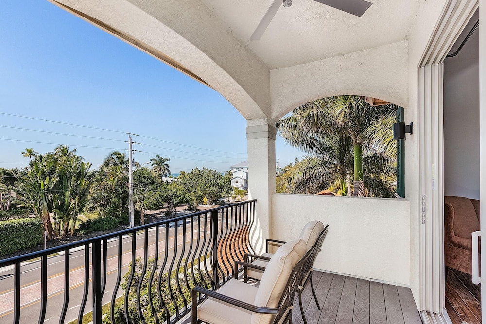 Sabal Palms