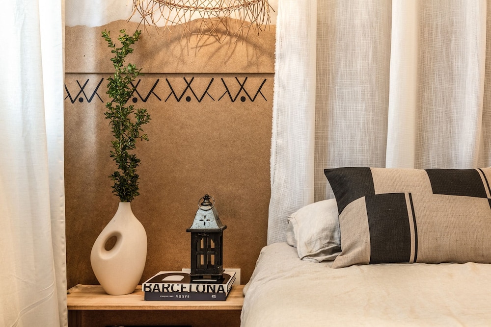 Khamlia - 3 Bedrooms and Balcony in Almagro
