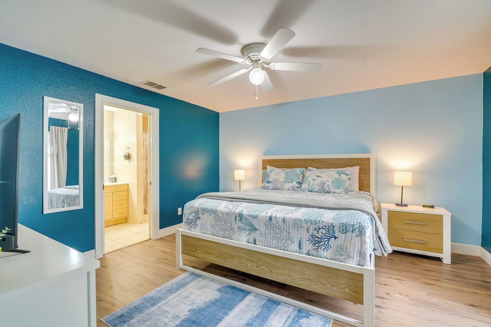 Pet-friendly Ocala Escape w/ Private Pool & Yard! view 5