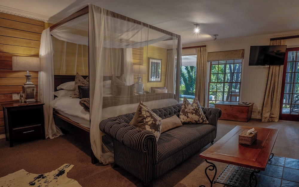 Silvermist Hotel