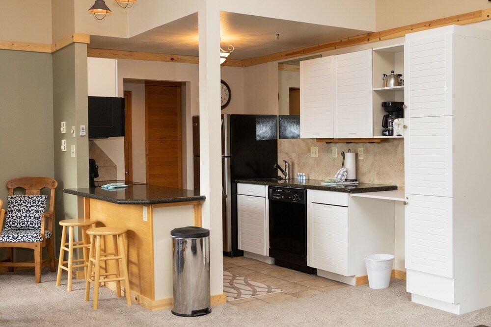 Keystone Ski Resort CO - Slopeside Lodging