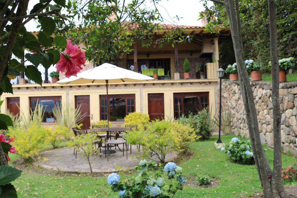 Hotel La Primavera Suites & Casas Campestres