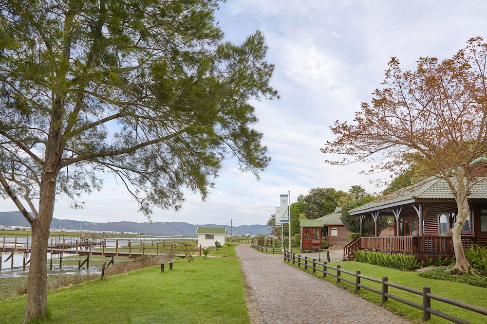 Knysna River Club by First Private Stays