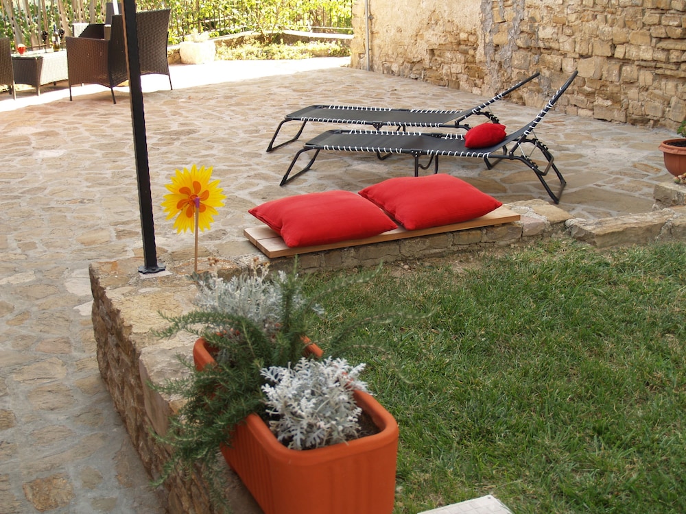 Photo 41