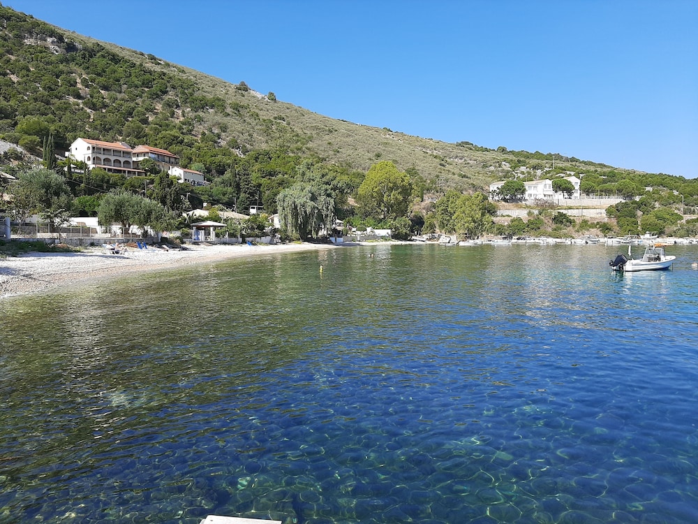 Vostalo apartments by Kassiopi's Sea