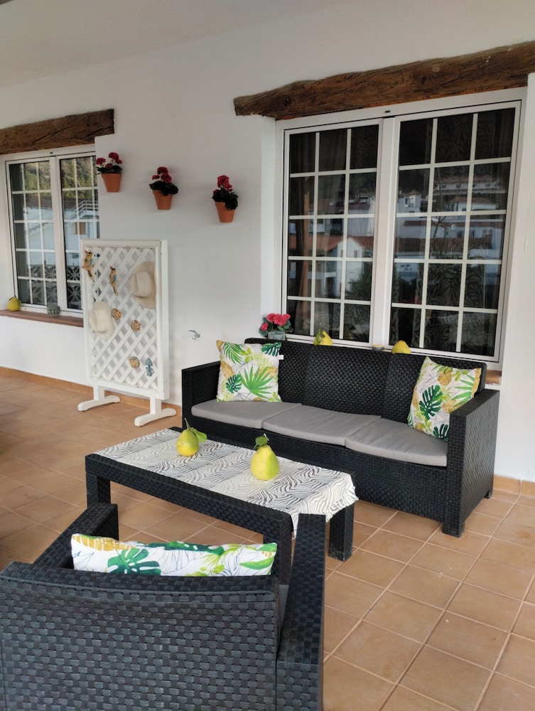 La Casita Fataga Sleeps 4 With Garden